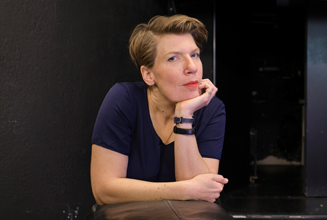 “Als je van taal houdt, hoef je je nooit te vervelen” – I.M. Paulien Cornelisse